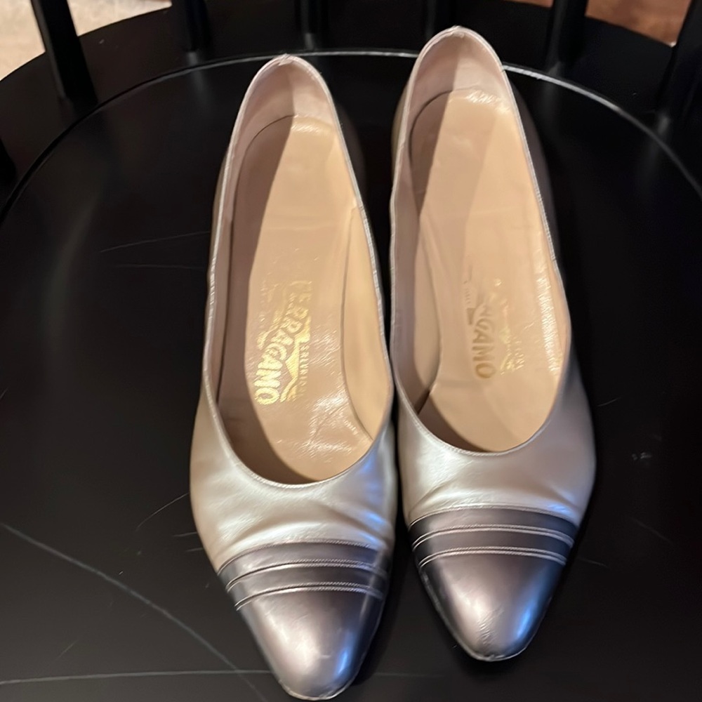 Vintage Ferragamo metallic grey and dark grey pumps. Size 10.